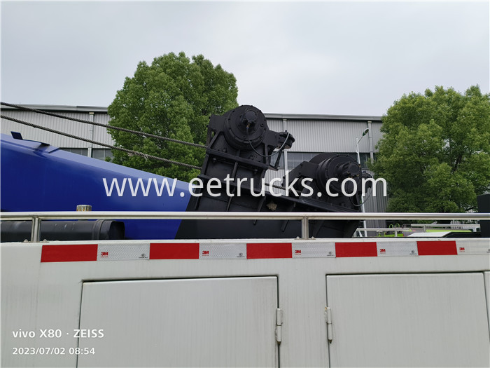 Heavy Towing Truck Heavy Towing Truck
